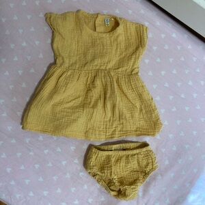 French dot cotton dress and matching bloomers 6-9 months